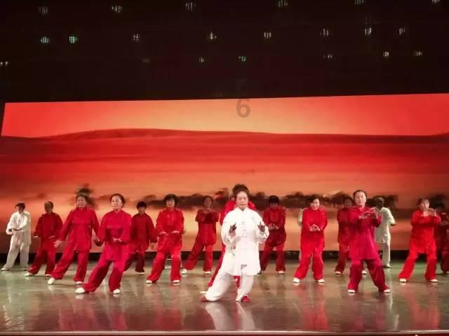 点星沉月